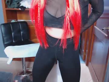 سكس امهات مترجم الابن الممحون ينيك امه في المطبخ