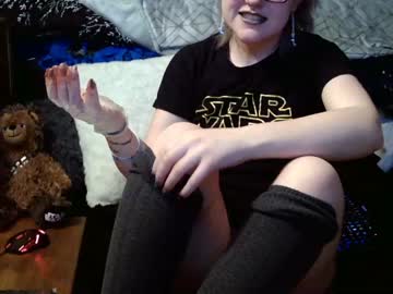 طالب مغربي ينيك زميلته المحجبة في الشارع