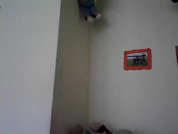 هندية ممحونة تمص زبر ابنها وتجبره انه ينيكها