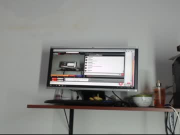 الطبيب ينيك الممرضة الشقراء في غرفة الكشف